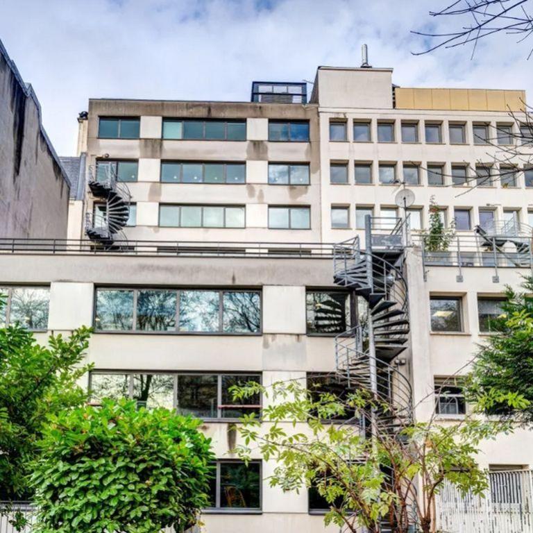 Bureaux à louer de 557m2 