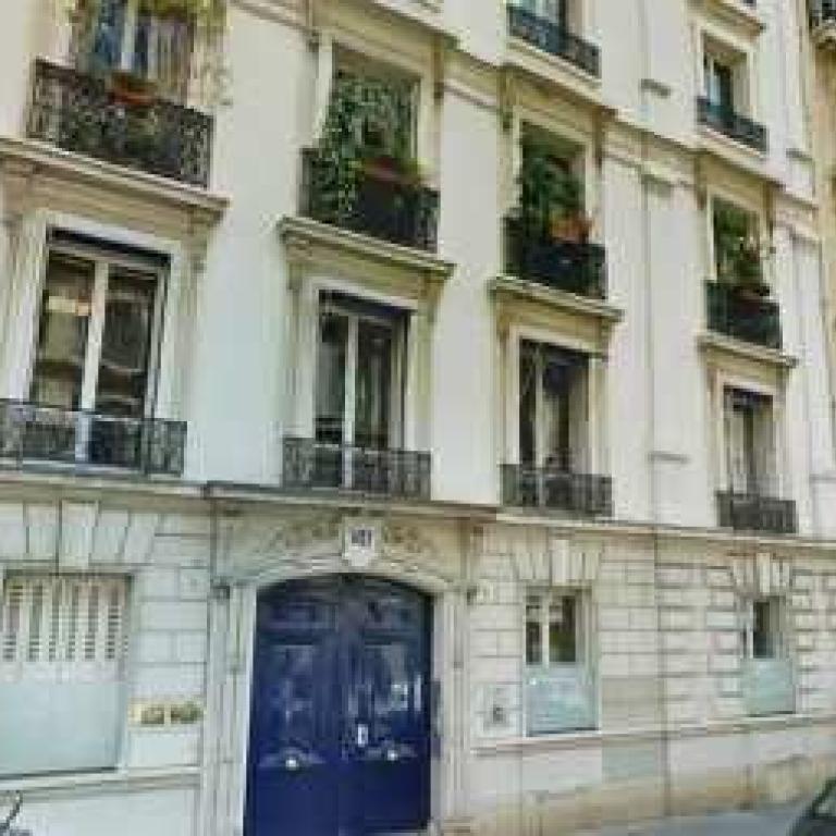 Bureaux à vendre de 200m2 