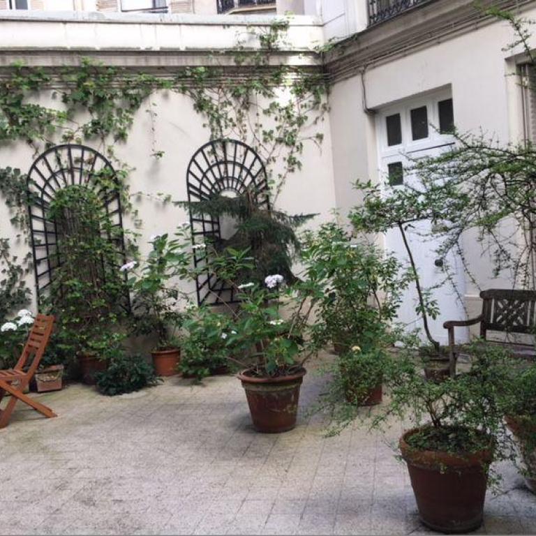 Bureaux à vendre de 200m2 