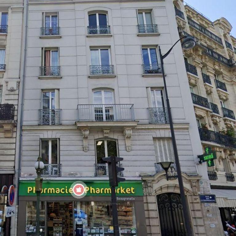 Bureaux à vendre de 840m2 
