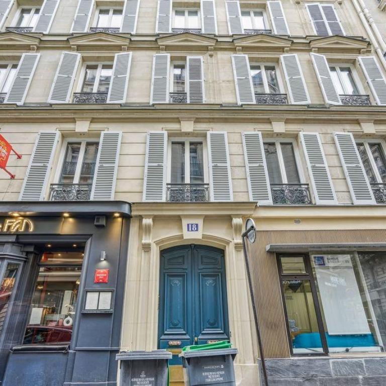 Local commercial, Locaux d'habitation à vendre de 923m2 
