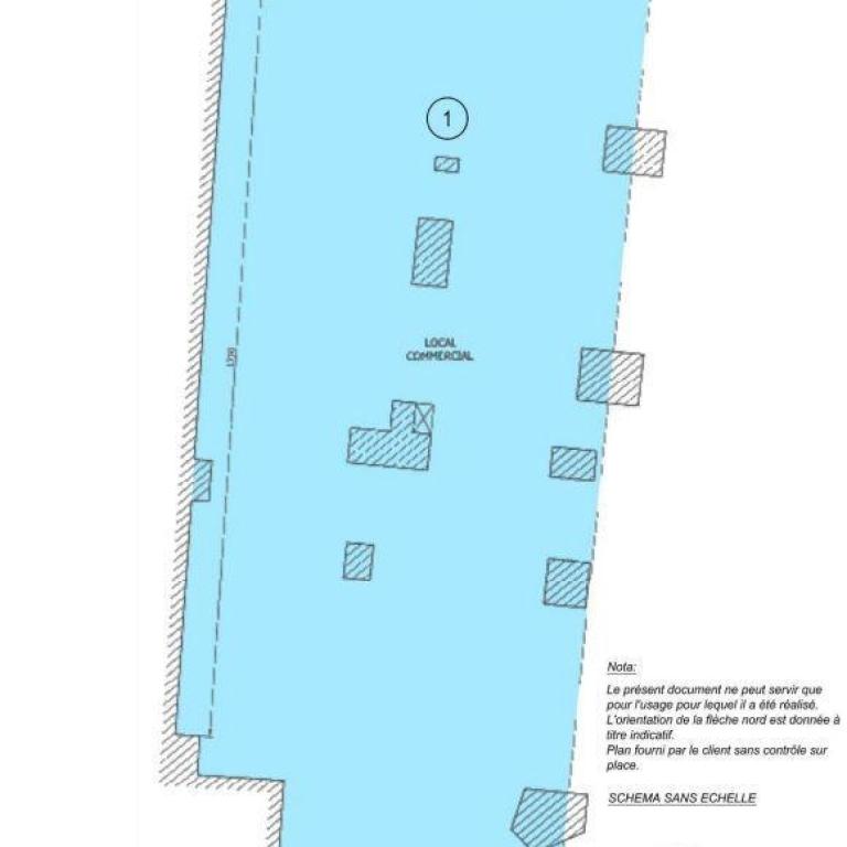 Local commercial, Locaux d'habitation à vendre de 697m2 
