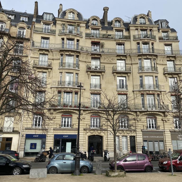 Local commercial à louer de 267m2 