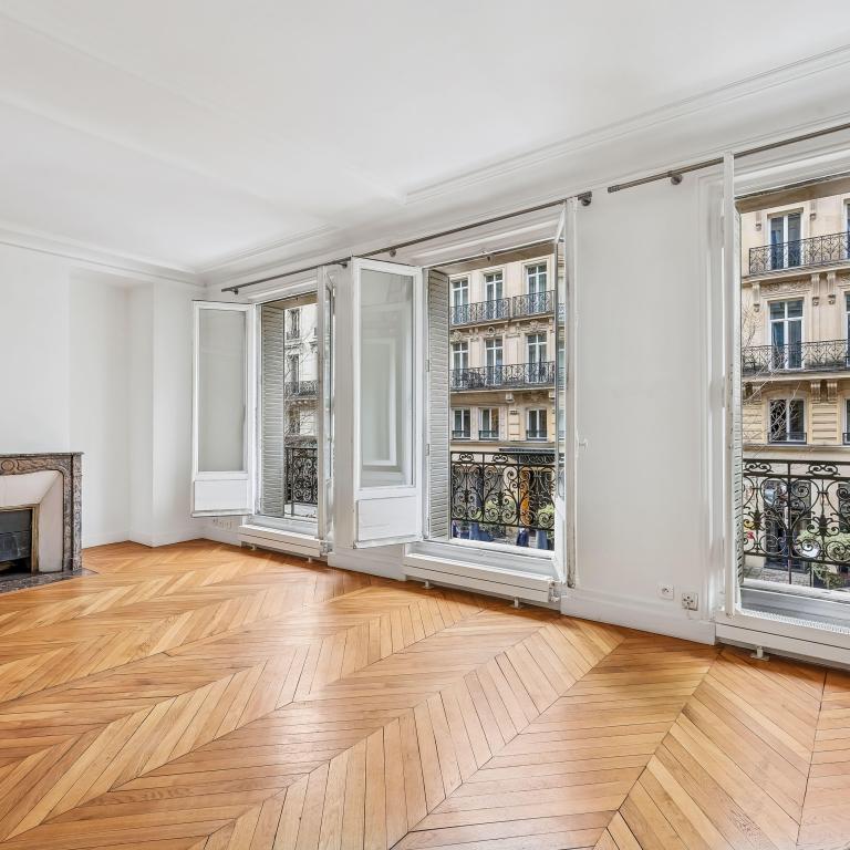 Bureaux 154 m² avec terrasse privative de 50 m² - 1er Rue du Pont Neuf