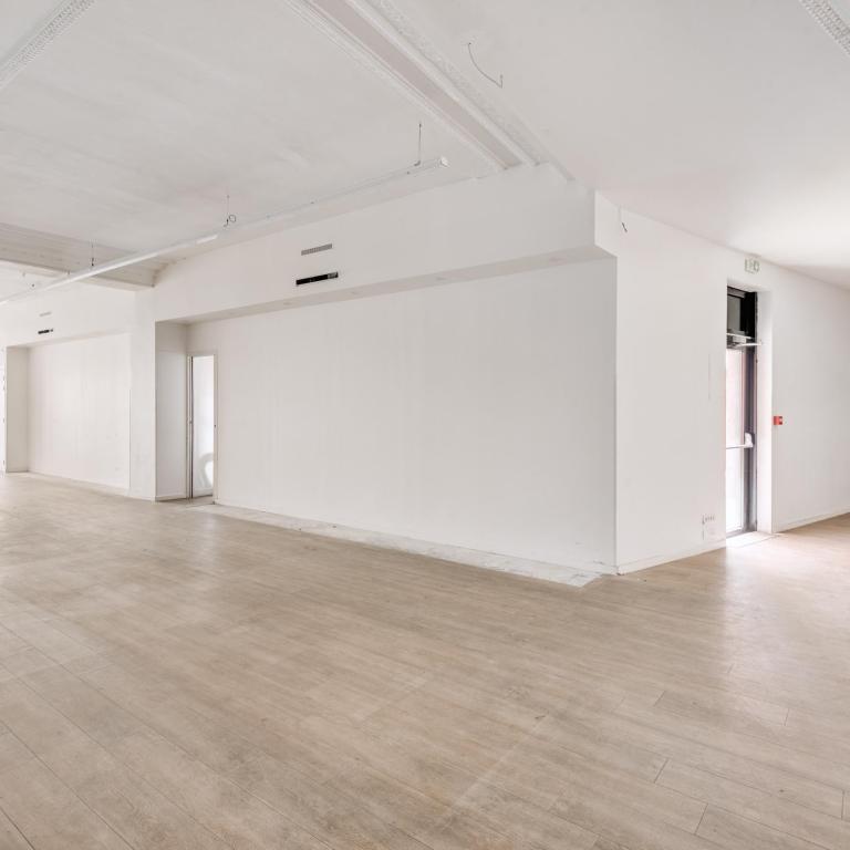 LOCAL COMERCIAL A VENDRE 