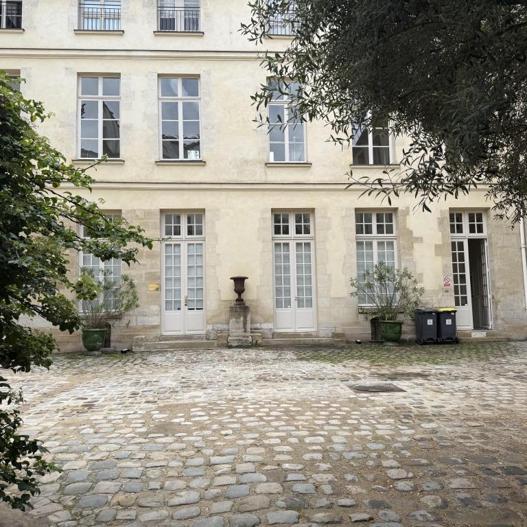 Hôtel particulier  Durey de Sauroy 