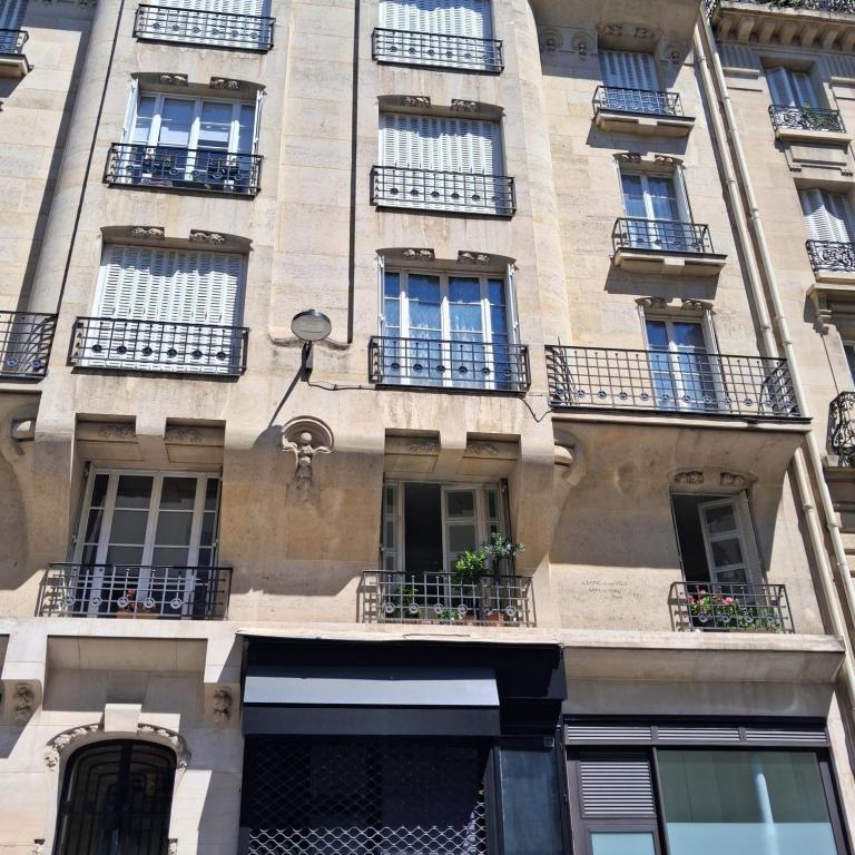 Murs commerciaux à vendre quartier Ecole Militaire