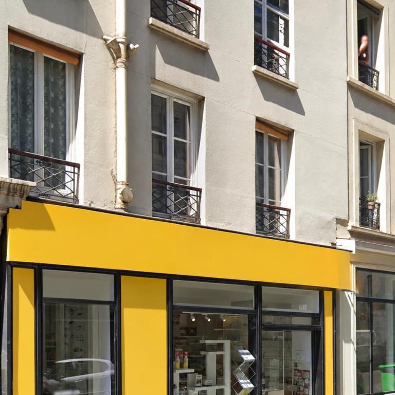 LOCAL COMMERCIAL A LOUER