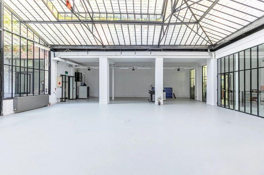 Bureaux à vendre de 306m2 