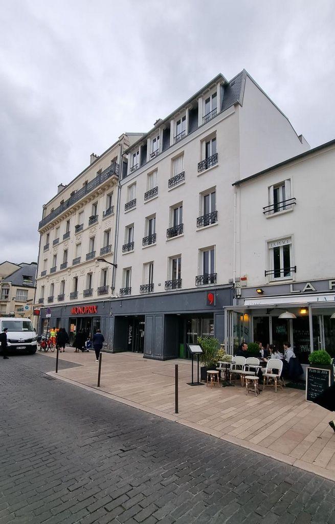 Locaux d'habitation à vendre de 374m2 