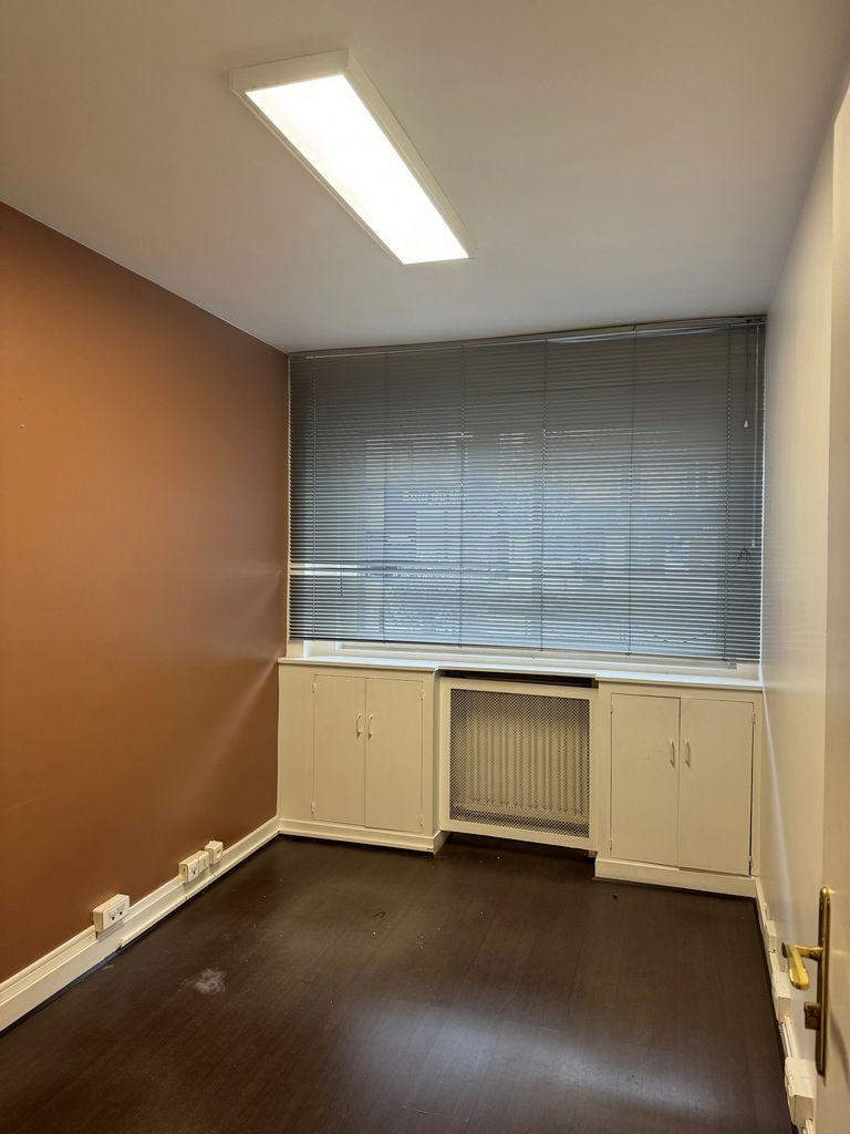 Bureaux à louer et à vendre de 80m2 