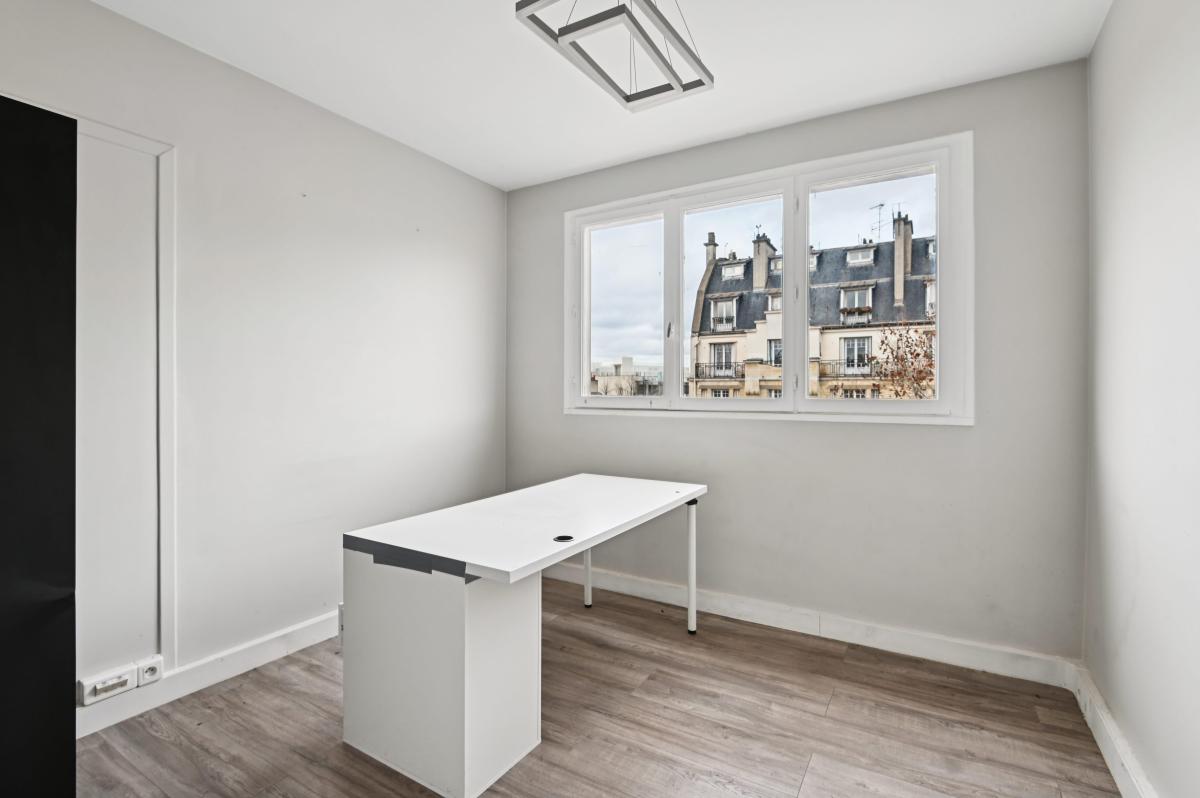 Bureaux à vendre - Lots divisibles de 45 m² à 75 m²