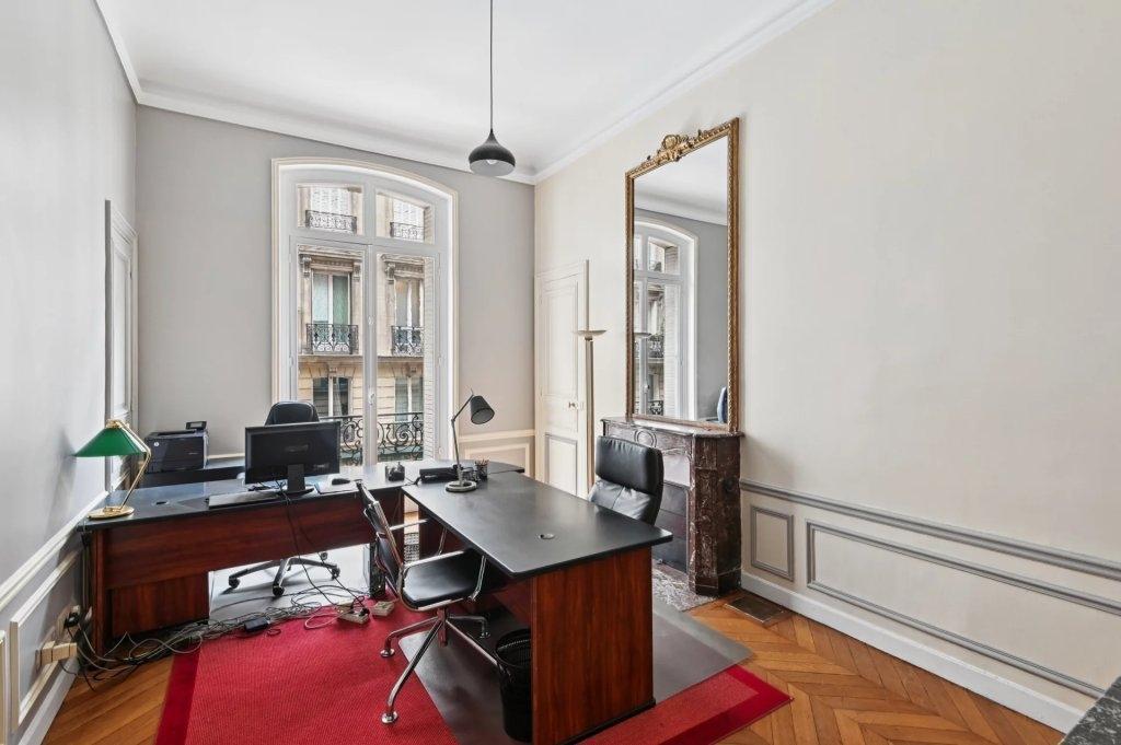 LOCAUX PROFESSIONNELS D'EXCEPTION