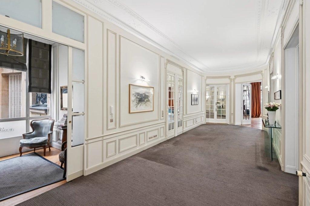 LOCAUX PROFESSIONNELS D'EXCEPTION