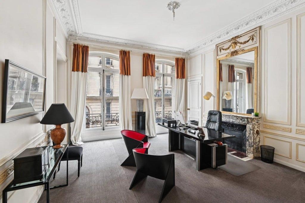 LOCAUX PROFESSIONNELS D'EXCEPTION