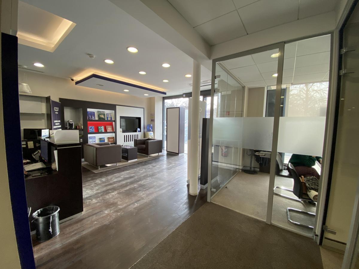 Local commercial à louer de 267m2 