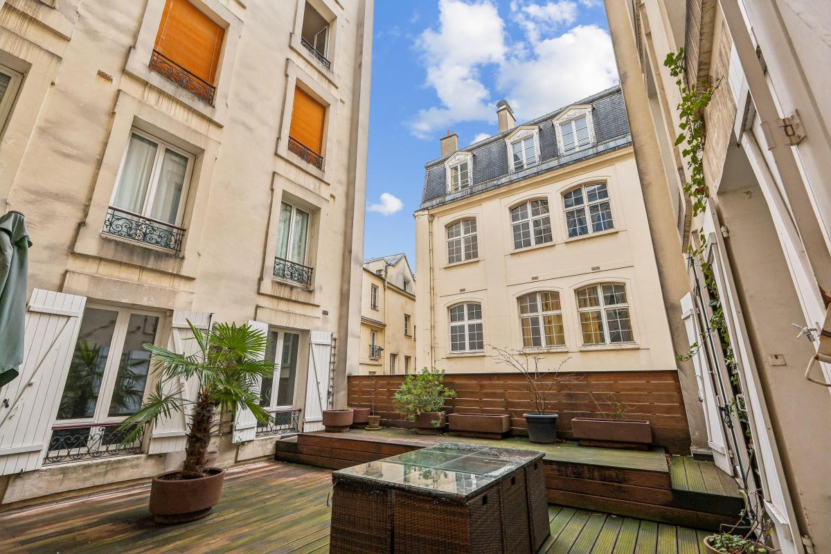 Bureaux 154 m² avec terrasse privative de 50 m² - 1er Rue du Pont Neuf