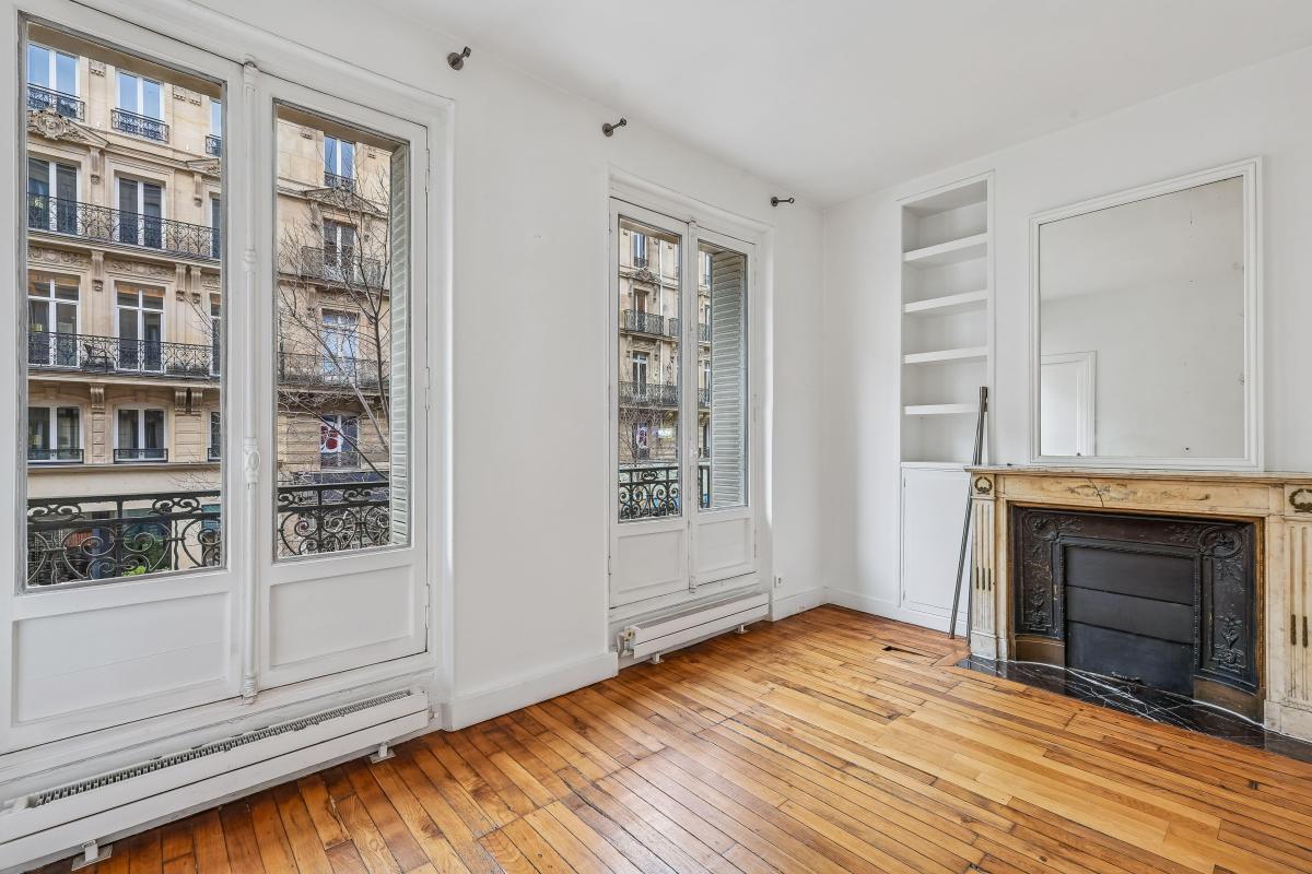 Bureaux 154 m² avec terrasse privative de 50 m² - 1er Rue du Pont Neuf