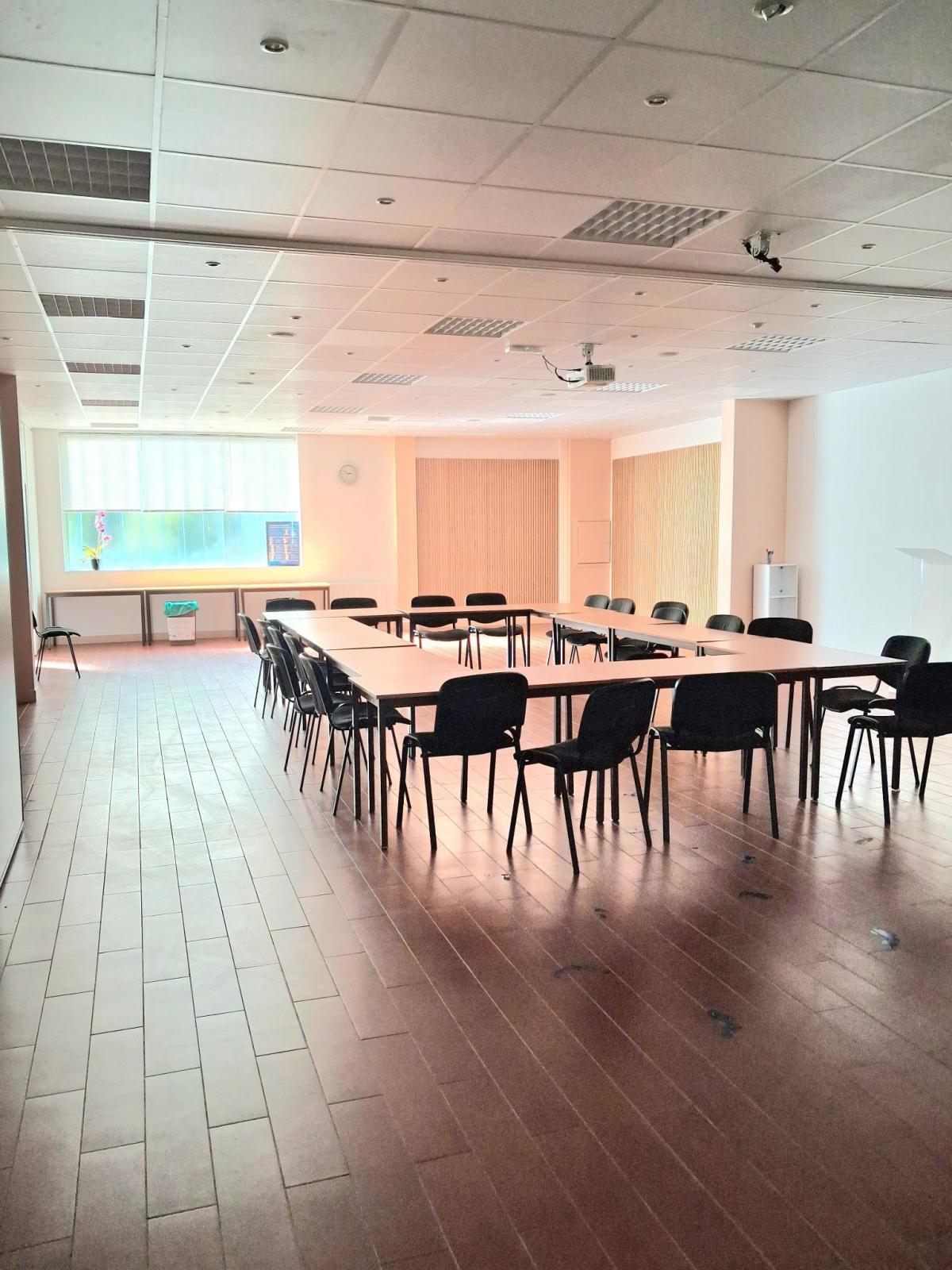 Local commercial sur jardin 