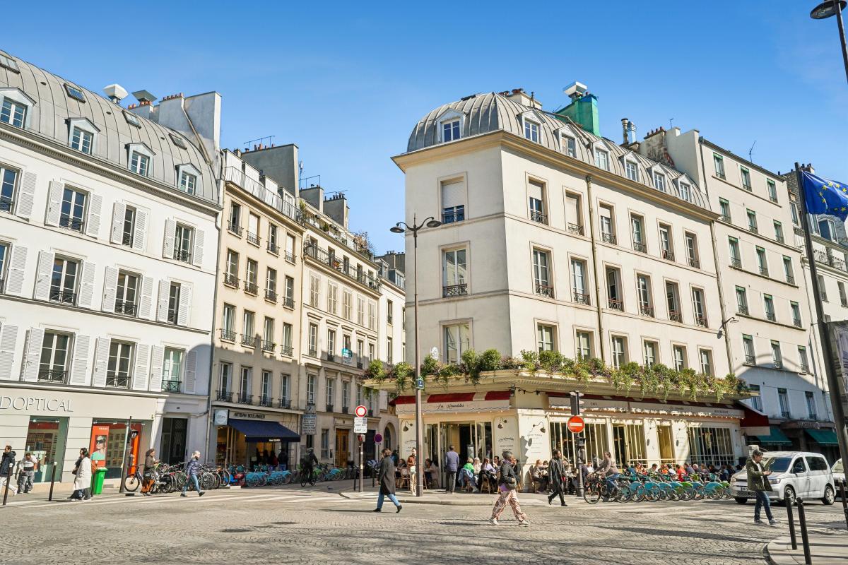 Bureaux en angle livrés rénovés