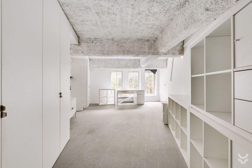 Bureaux, Locaux d'habitation à vendre