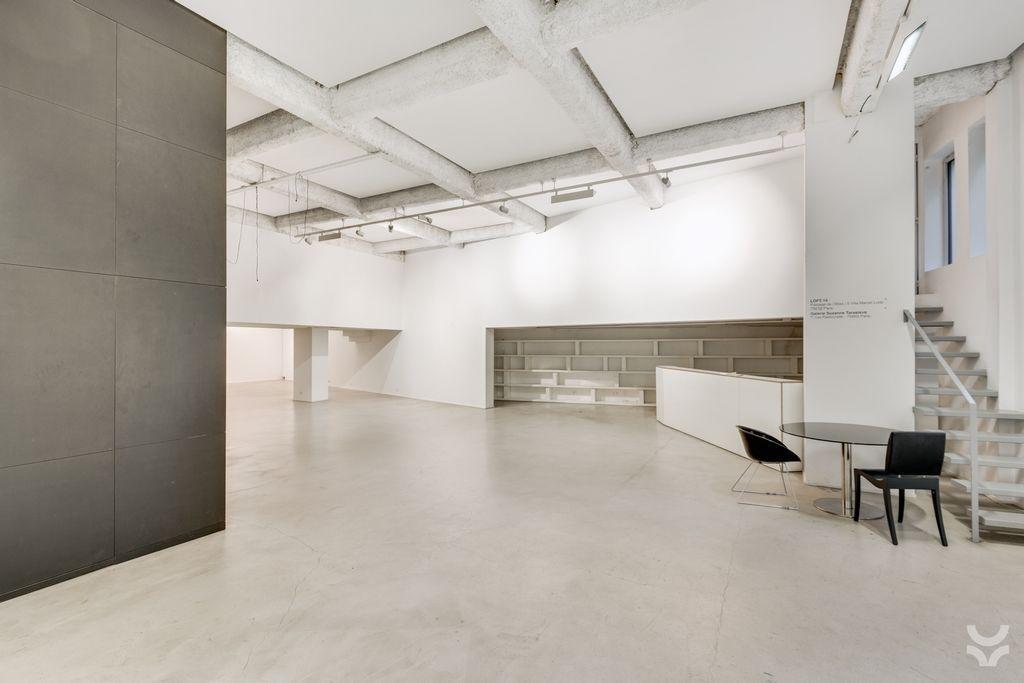 Bureaux, Locaux d'habitation à vendre