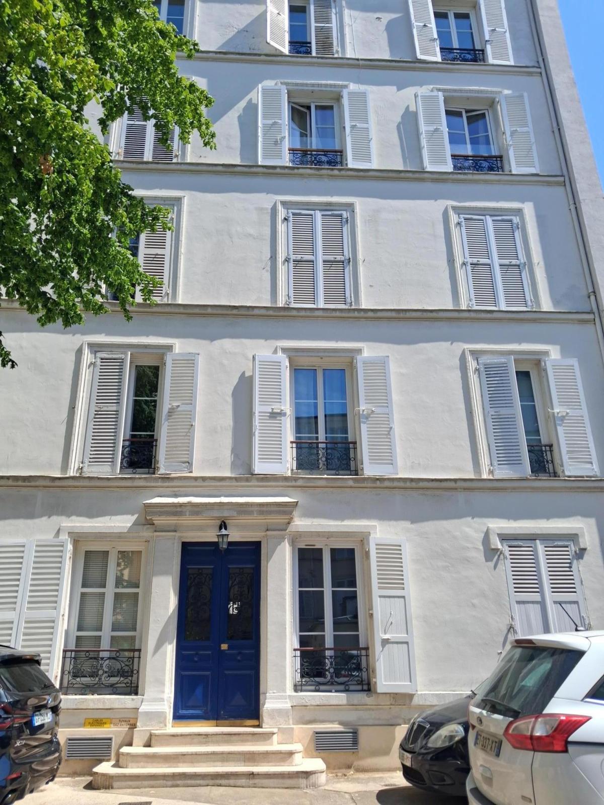 Bail professionnel locaux sur cour - Ideal professions médicales