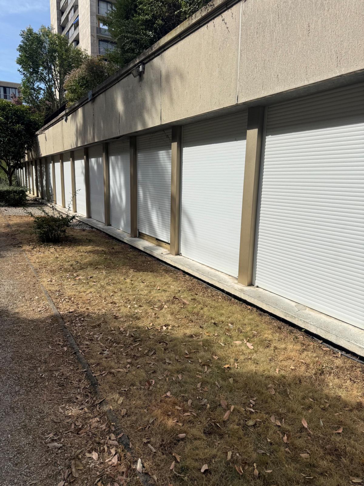 BUREAUX A VENDRE