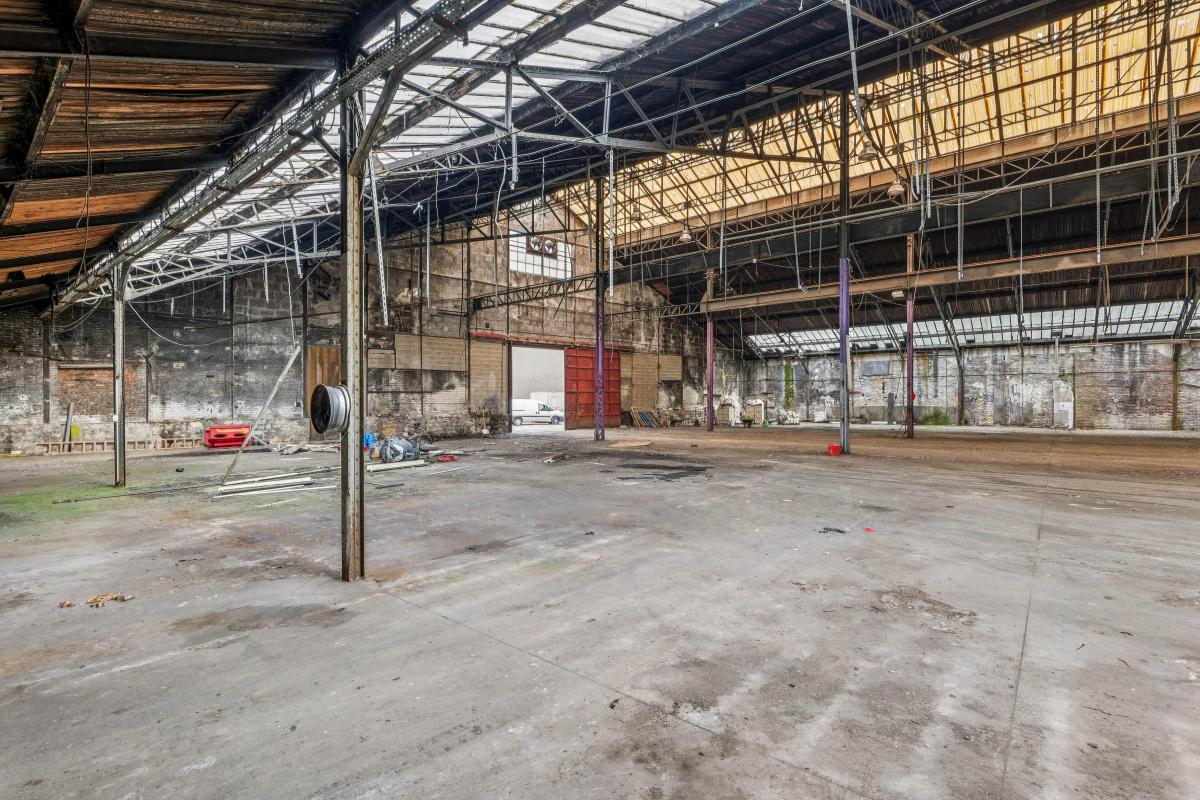 Local commercial à louer de 4500m2 