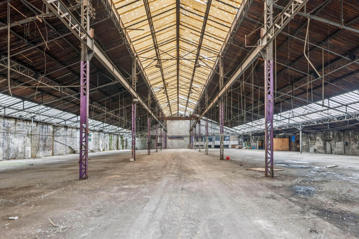 Local commercial à louer de 4500m2 