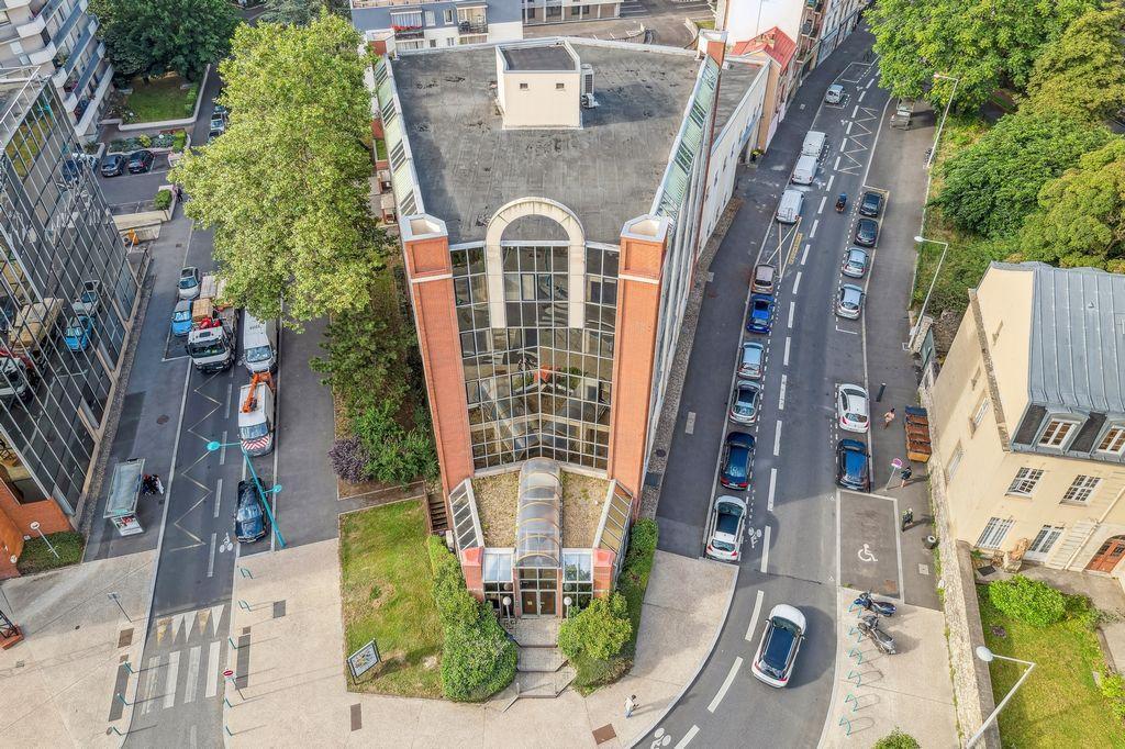 Activité, Bureaux à vendre de 3959m2 